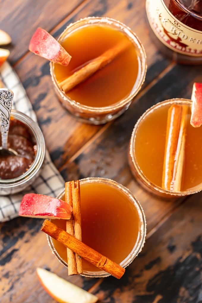 "The Old-Fashioned Apple Cider: My Preferred Festive Drink Recipe"