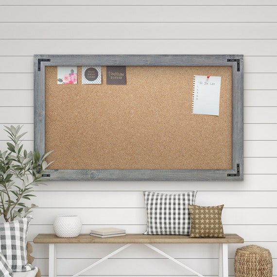 "Multi-functional Corkboard Wall for Arrangement and Exhibition"