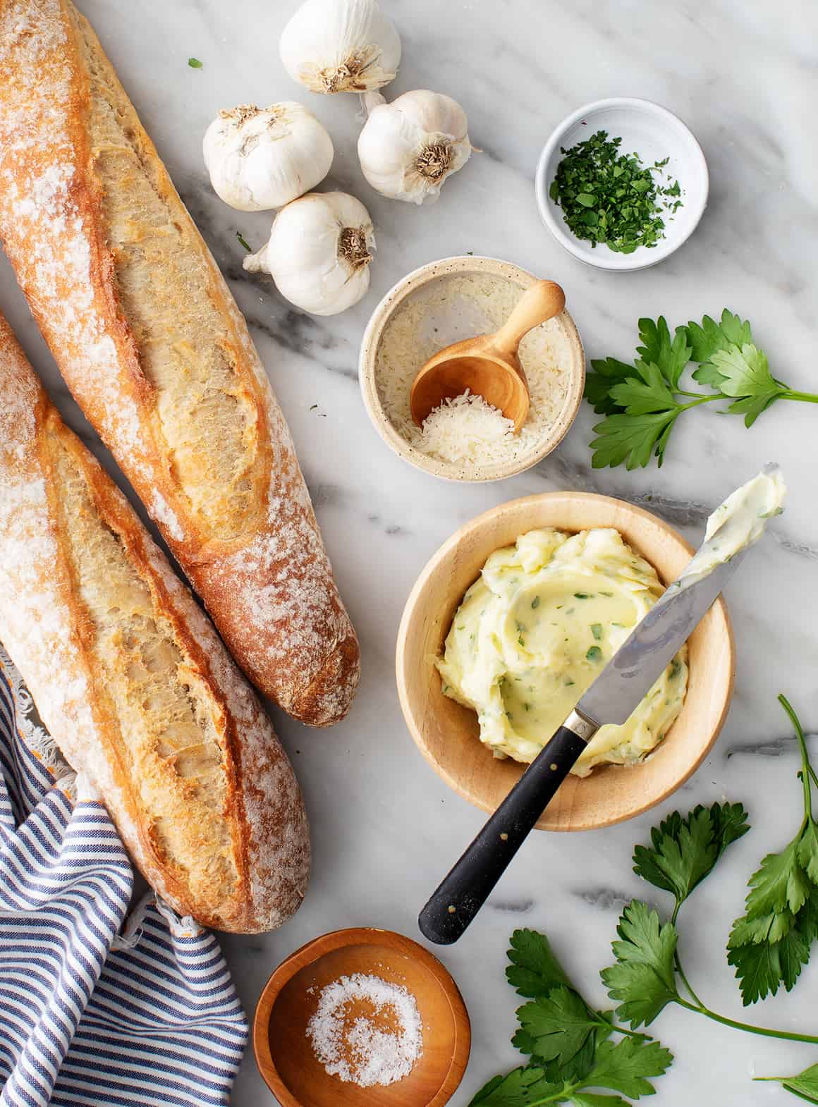 Fast and Easy Garlic Bread Recipe for Supper