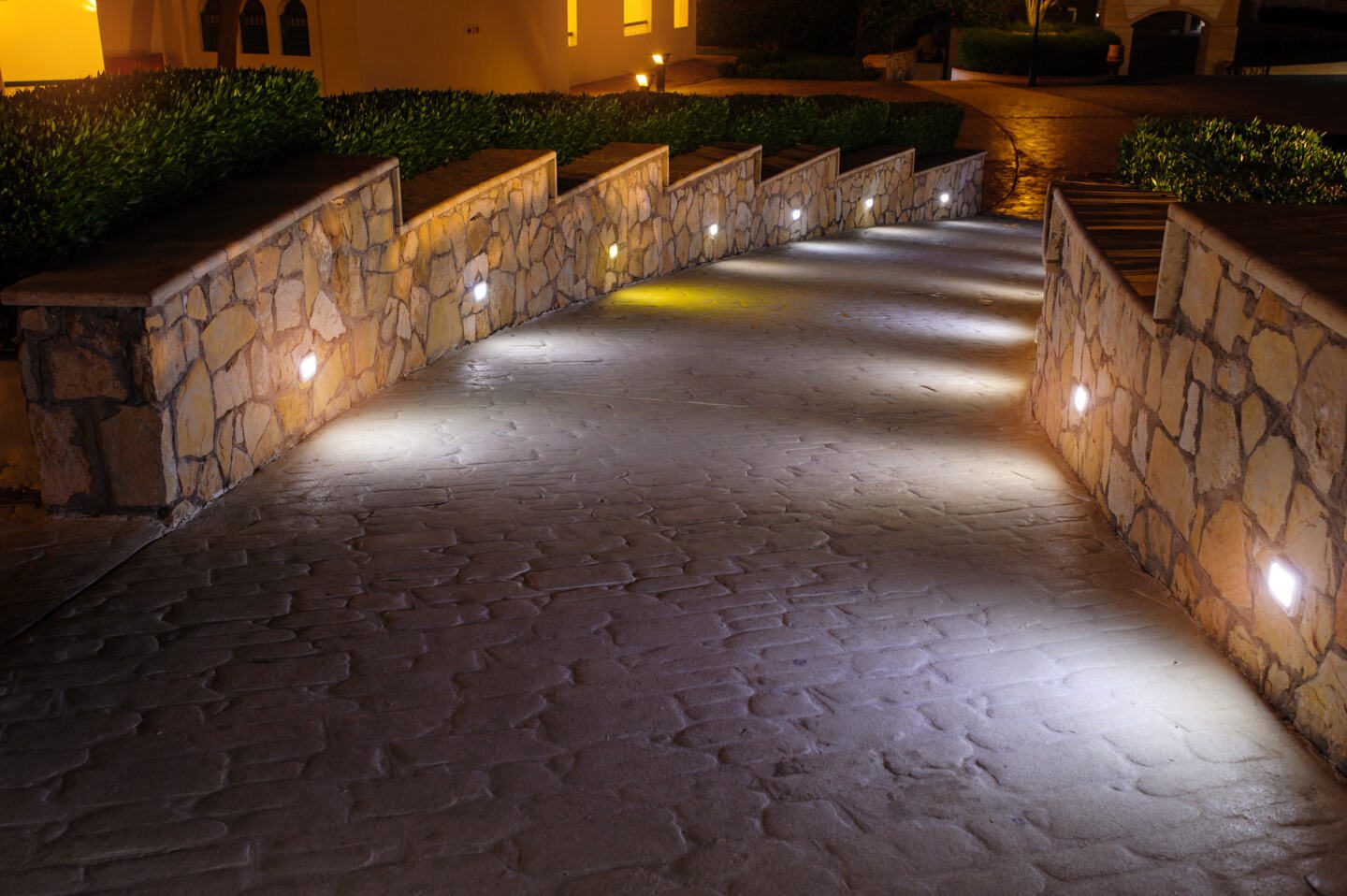 How to Set Up Exterior Lighting for Improved Security and Aesthetic Appeal