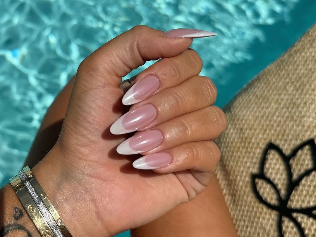 Present Trends in Nail Maintenance and Artistry