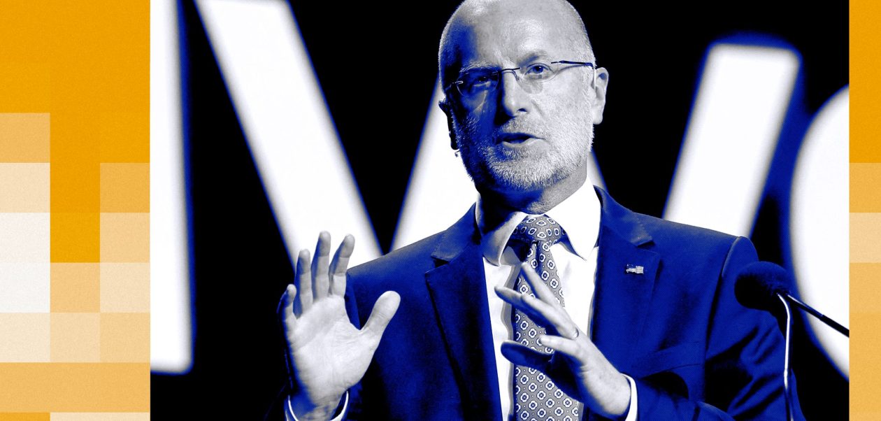 Investigating Shared Annoyances in the Manner of Larry David