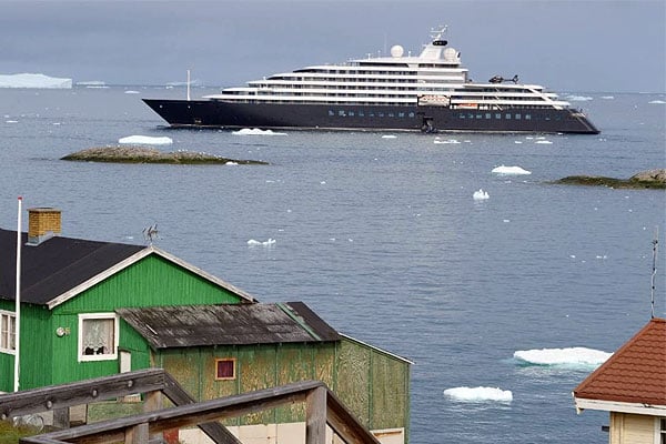 The Voyage Lounge: An Expedition from Dubai to London