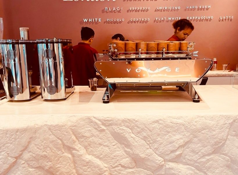 The Voyage Lounge: An Expedition from Dubai to London