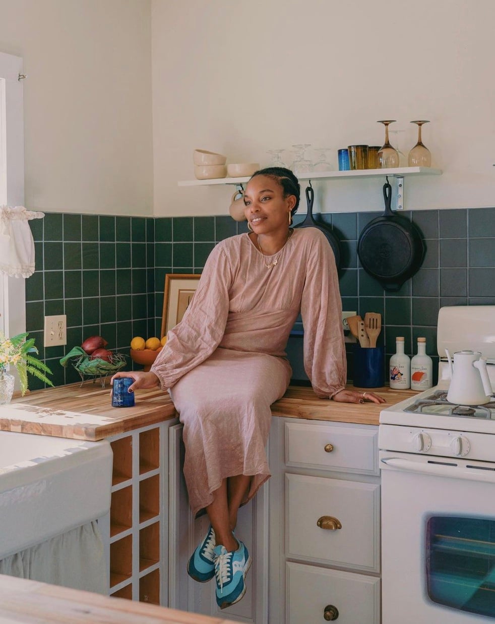 Ways to Exhibit Art in Your Kitchen: 8 Innovative Techniques