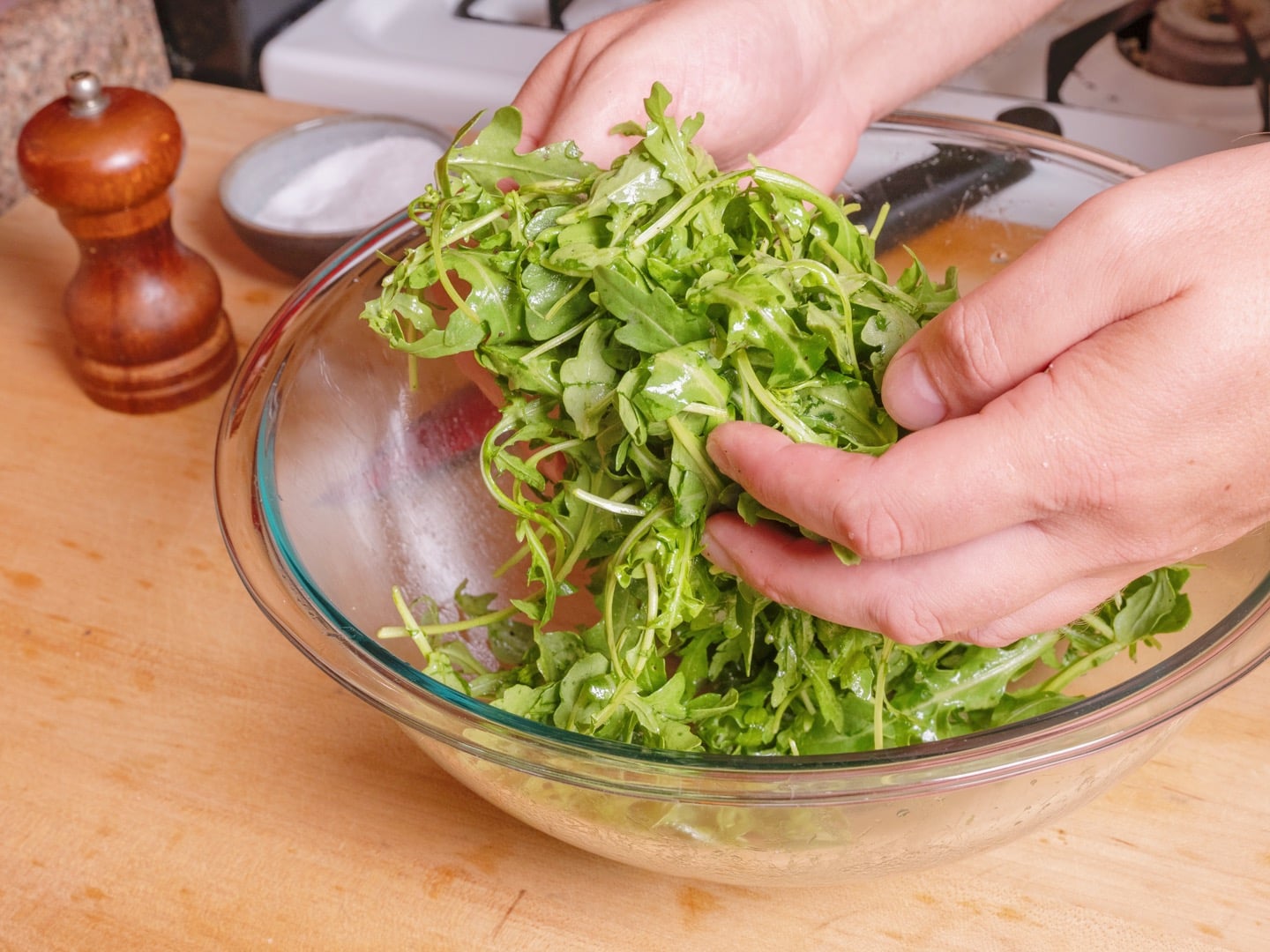How to Make a Vinaigrette from the Ground Up Without a Recipe